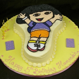 Dora the Builder (2 Kg Fun Cake)